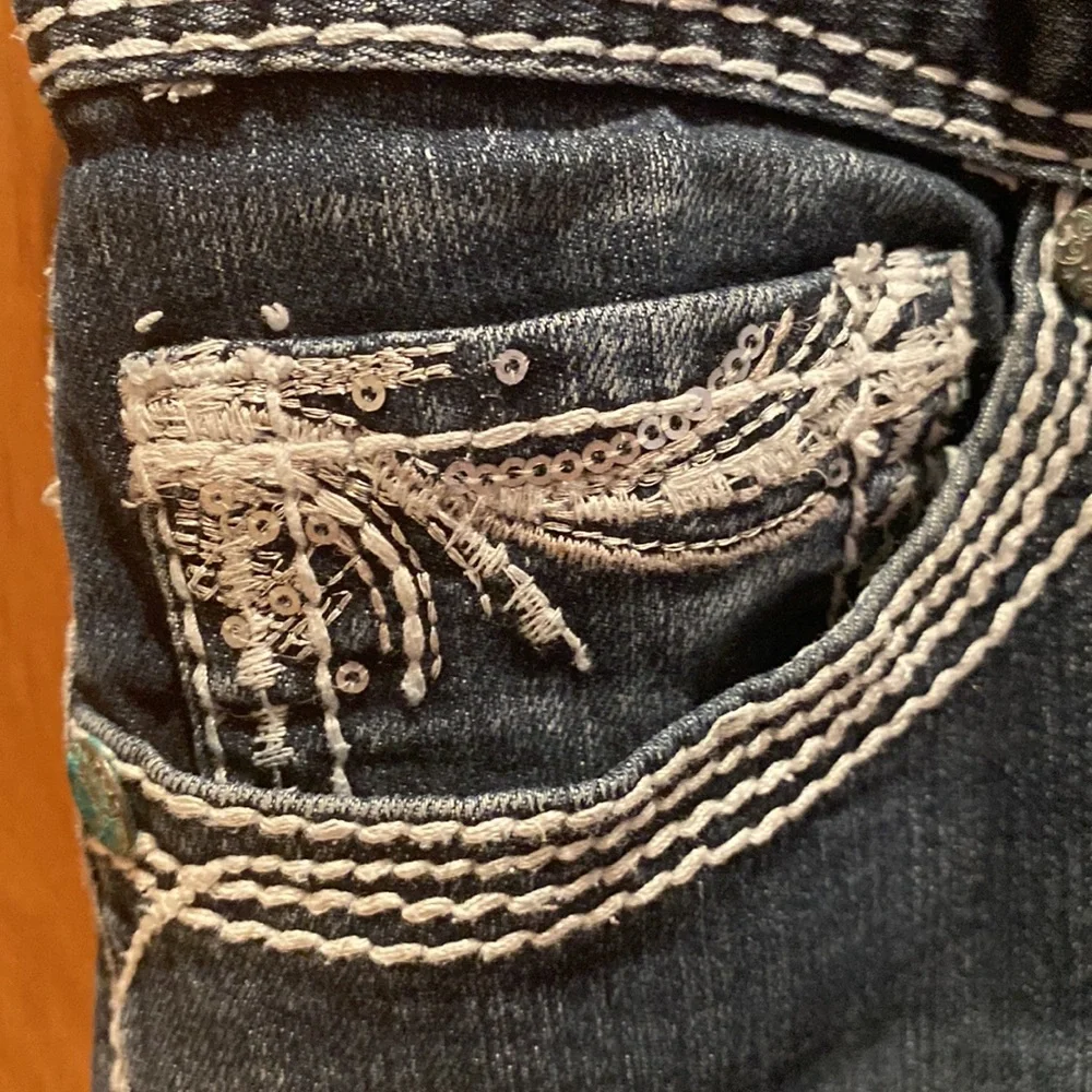 Maurice’s thicker bling jeans! - Picture 4 of 8